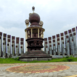 Monumen Macan Kurung, Icon Seni Ukir Menarik Di Jepara!