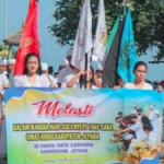 Menyongsong Hari Raya Nyepi, Umat Hindu gelar upacara Melasti di pantai Bandengan Jepara. 