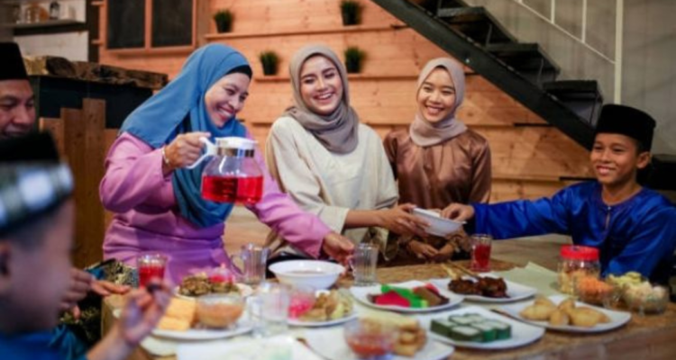 Rekomendasi Kegiatan Seru yang Religius Saat Bukber dengan Teman: Kumpulkan Pahala dan Kenangan Indah